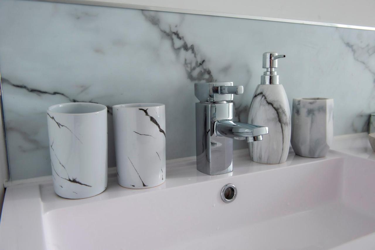 Pass The Keys Modern 3 Bed Flat On The Historic Royal Mile Lejlighed Edinburgh Eksteriør billede